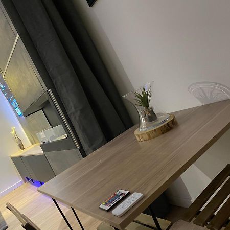 Ley-H Appart Riez Exterior foto